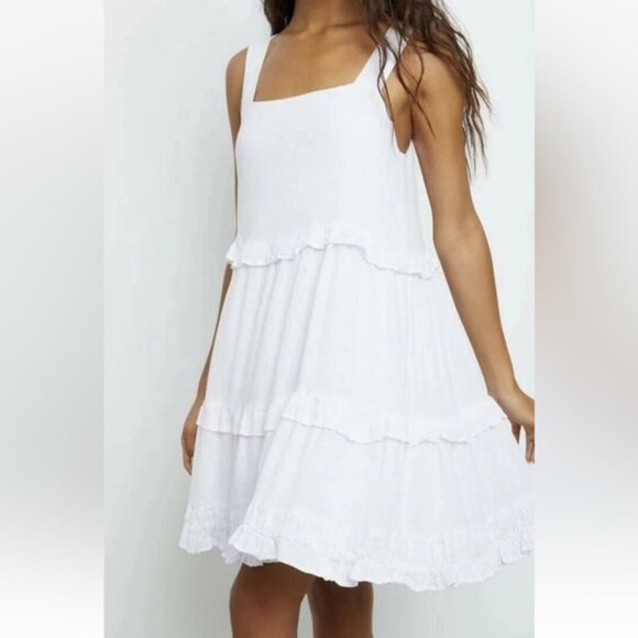 Rails Dresses & Skirts - Rails Cream Sleeveless Dress